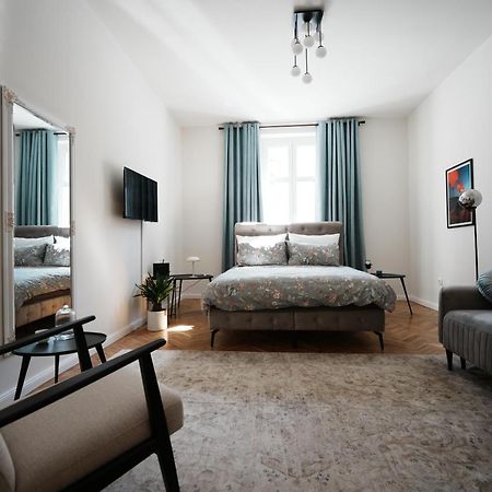 Center City Apartment 3 ซาเกร็บ ภายนอก รูปภาพ